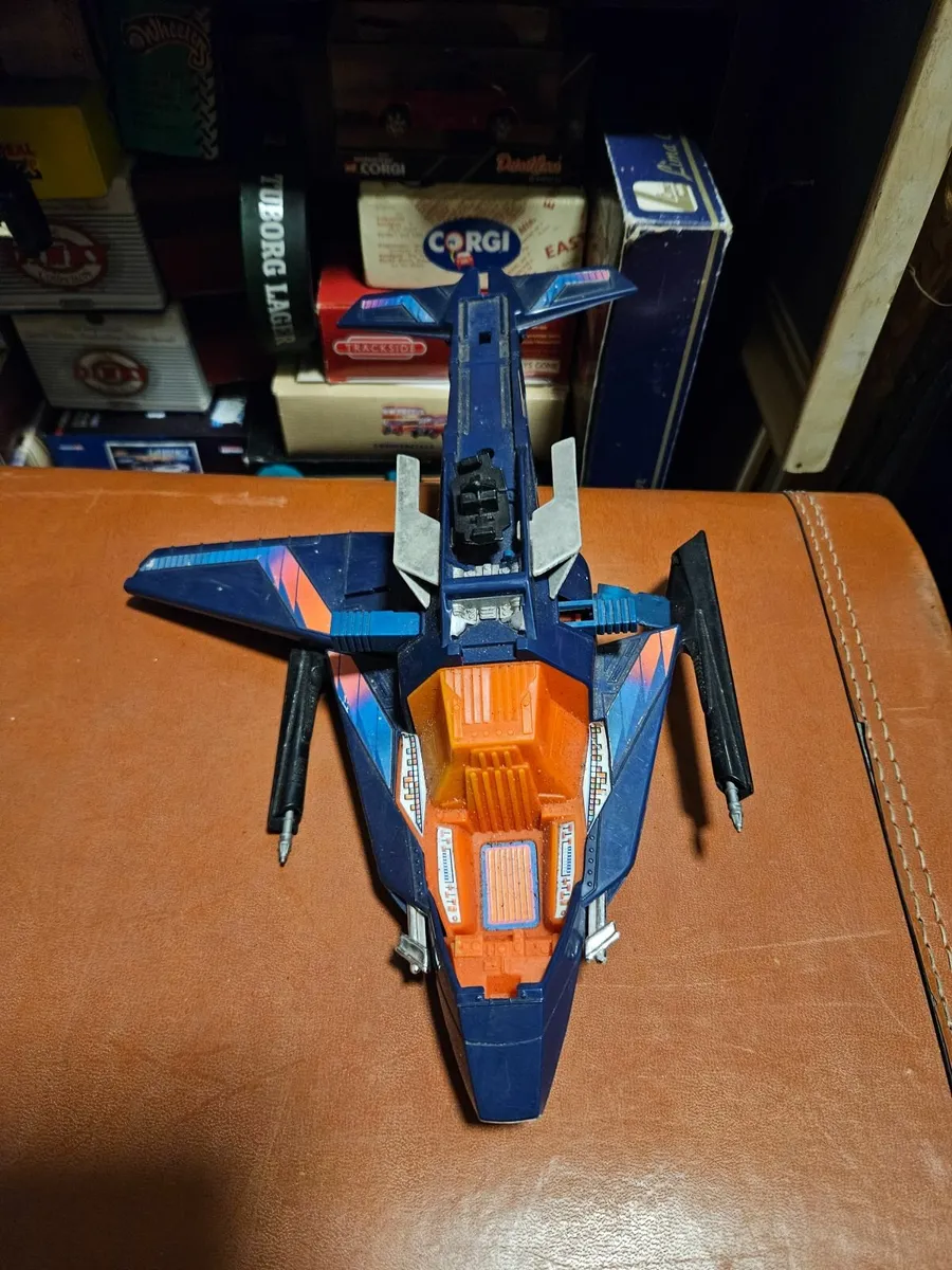 Vintage 1980's MASK Venom Ship - Image 3