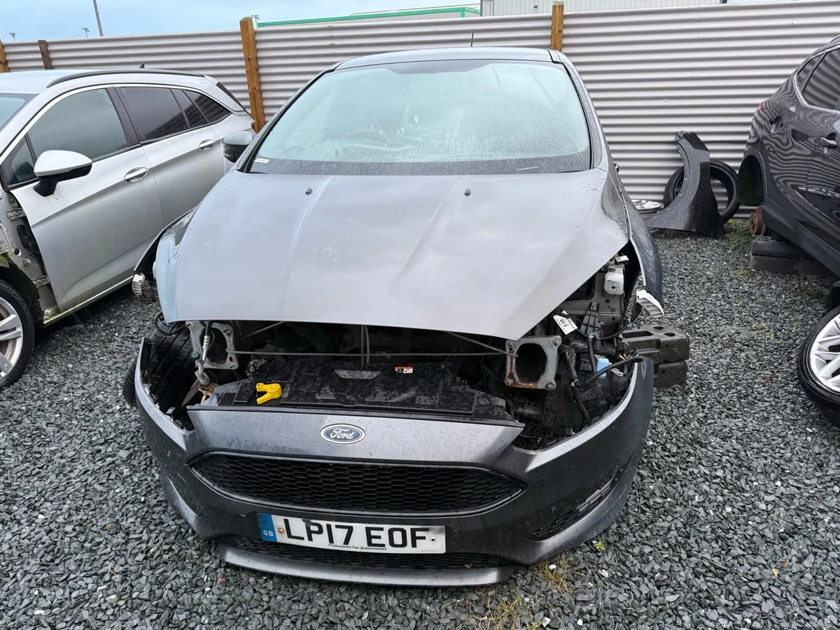 2017 Ford Focus Parts - Image 1