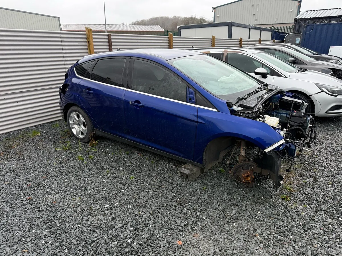 2017 Ford Focus Parts - Image 1