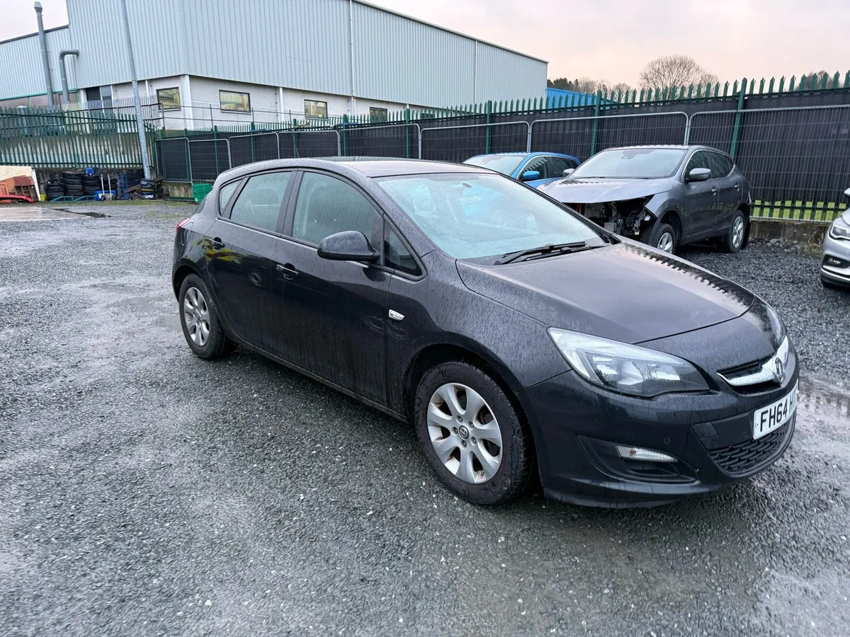 2015 Vauxhall Astra 1.6 Cdti - Image 1