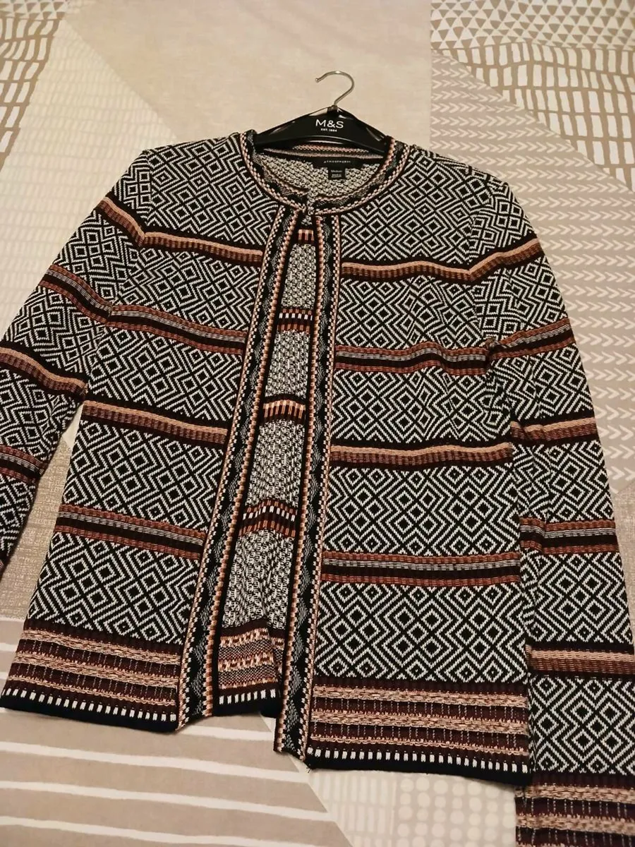 Ladies clothes - Image 2