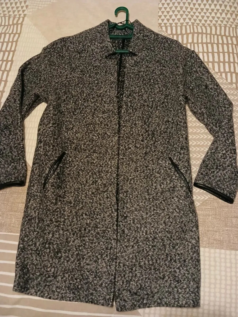 Ladies clothes - Image 3