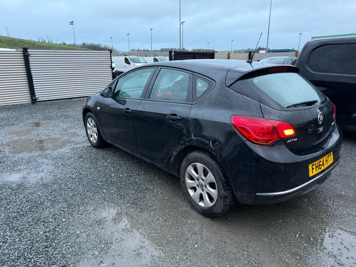 2015 Vauxhall Astra 1.6 Cdti - Image 4