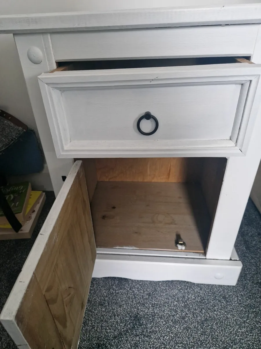 Chest of drawers and 2 lockers - Image 4