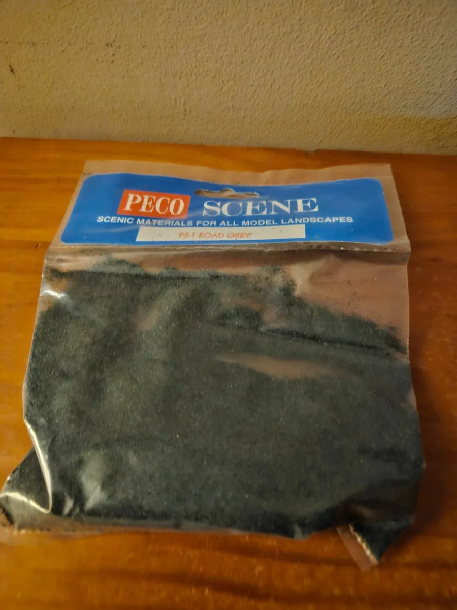 Hornby Peco Scatter Road Grey - Image 1