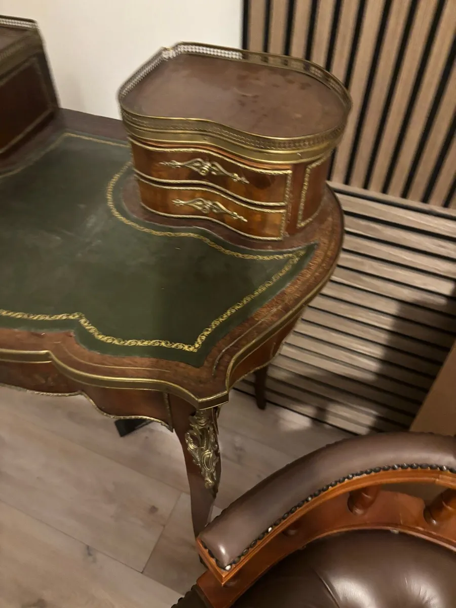 Desk and Chair - Image 4