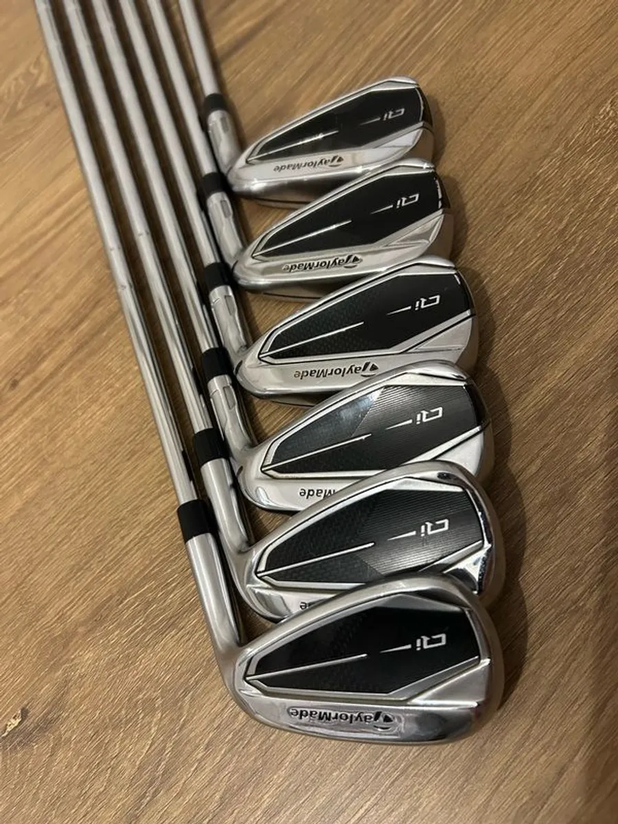 Taylormade Qi irons - Image 1