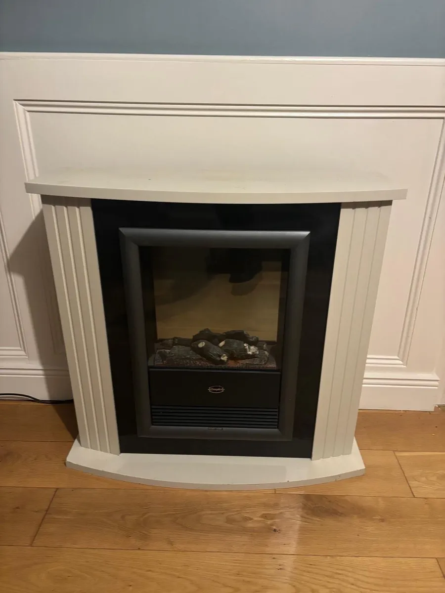 Dimplex Electric Fireplace - Image 2