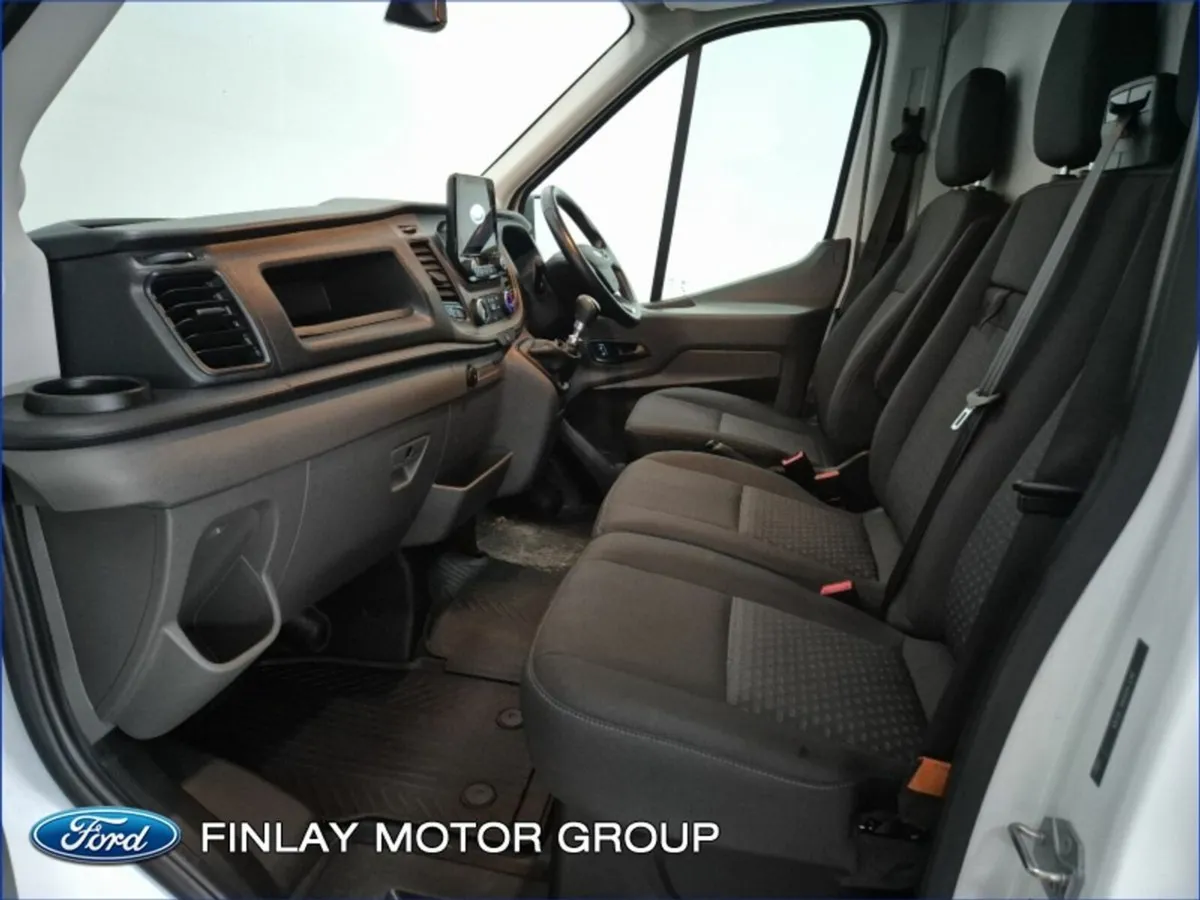 Ford Transit 350L TREND 2.0TD170 M 3DR - Image 4
