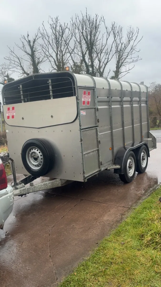 Hudson Cattle Trailer - Image 2