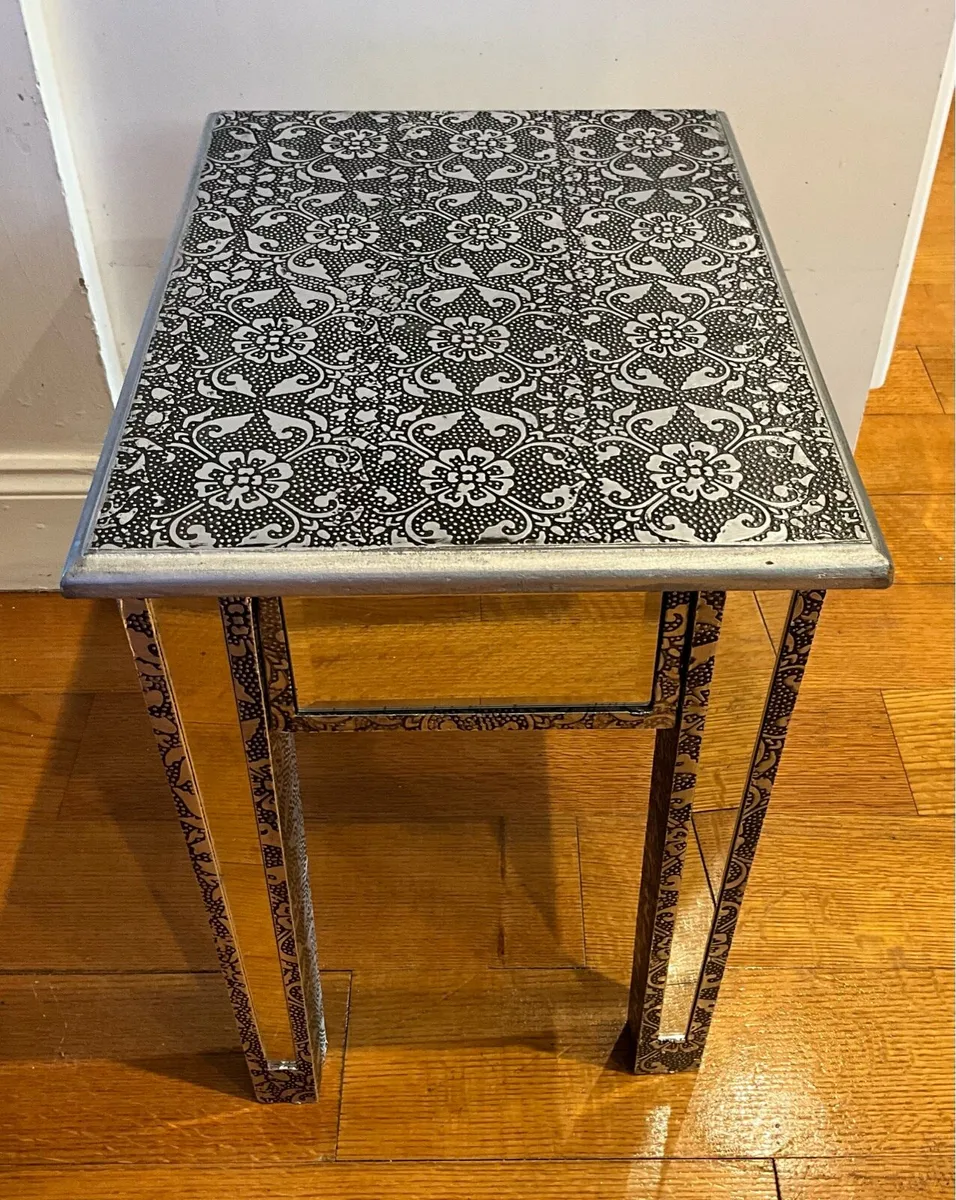 Silver embossed Mirrored Occasional Table - Image 4