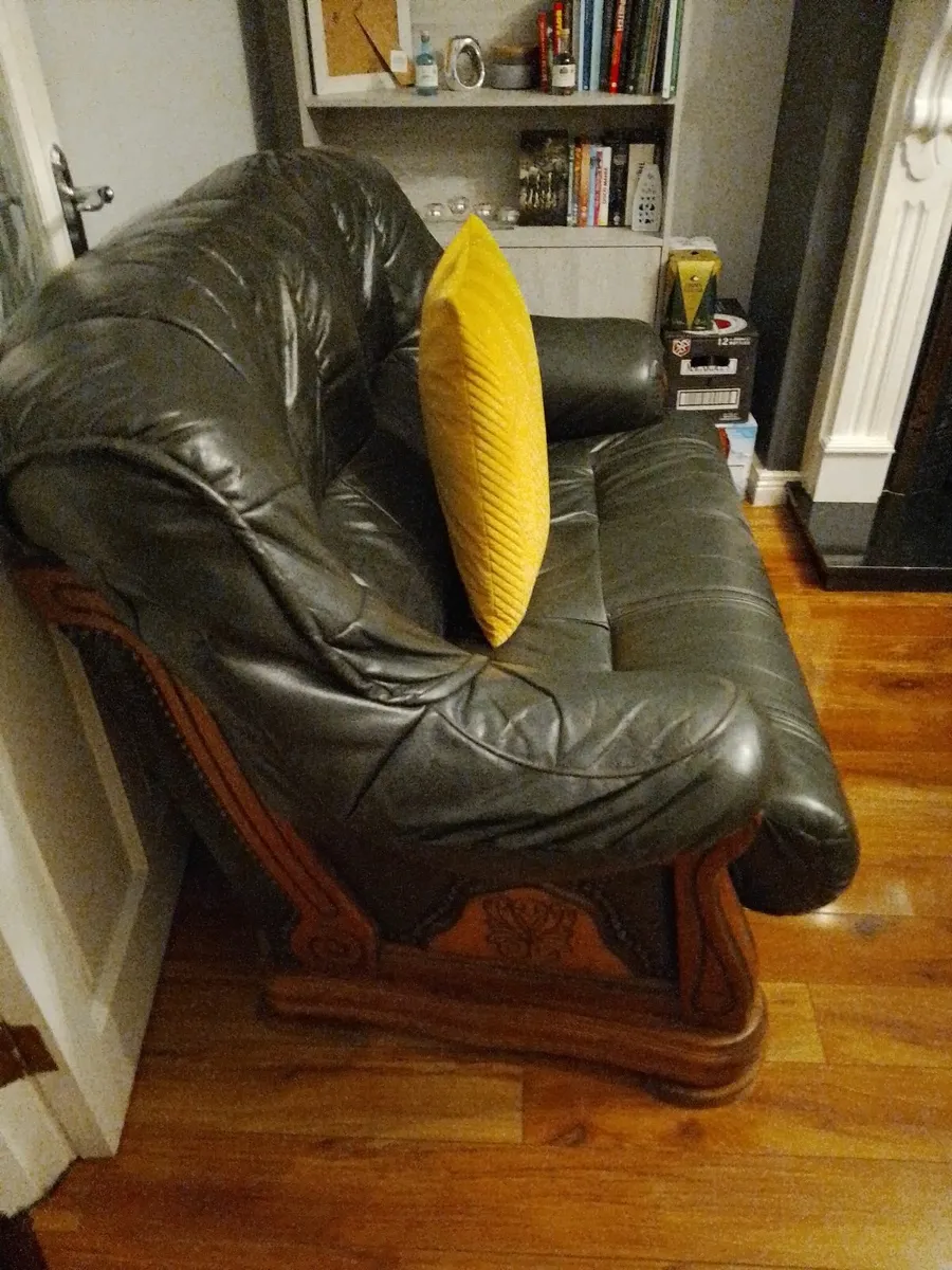 Three seater sofa and a two seater sofa - Image 4