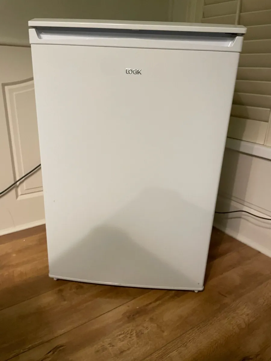 Logik Under counter Fridge - Image 1