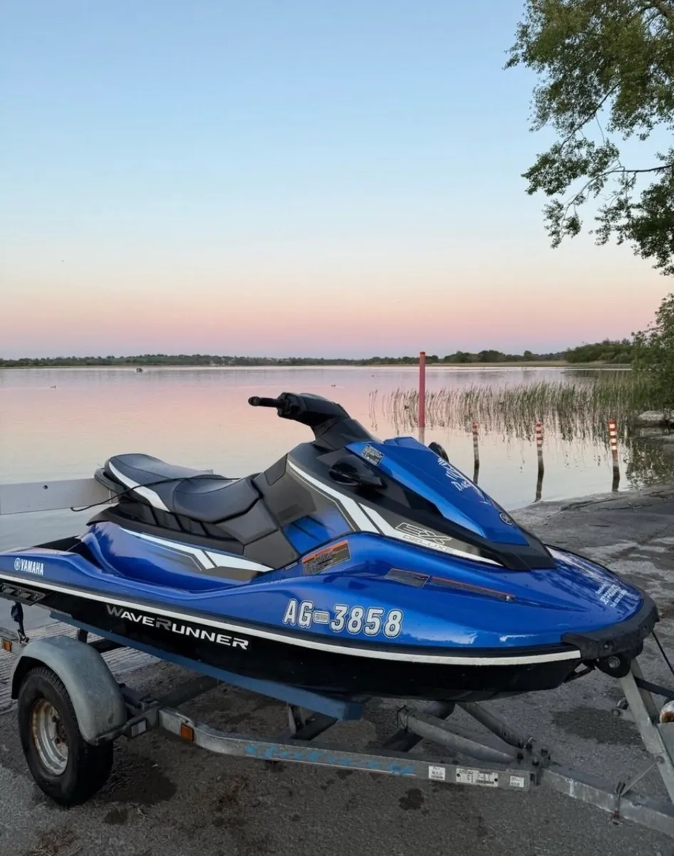 Yamaha wave runner deluxe ex - Image 1