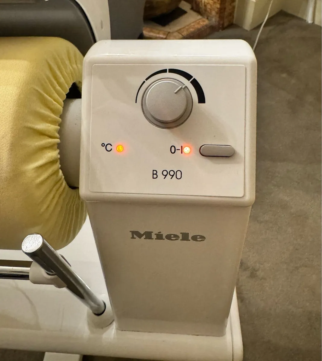 Miele Rotary Iron - Image 2