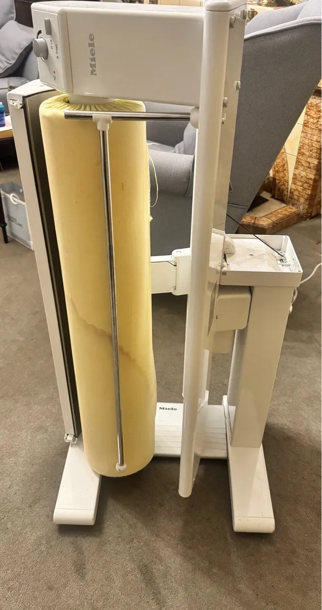 Miele Rotary Iron - Image 4