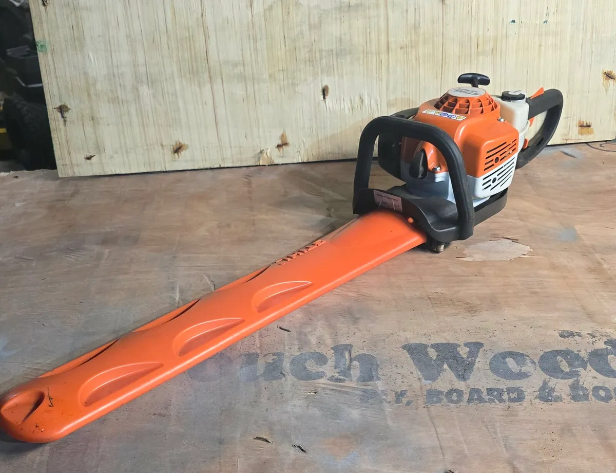 Stihl HS82R PROFESSIONAL - Image 1