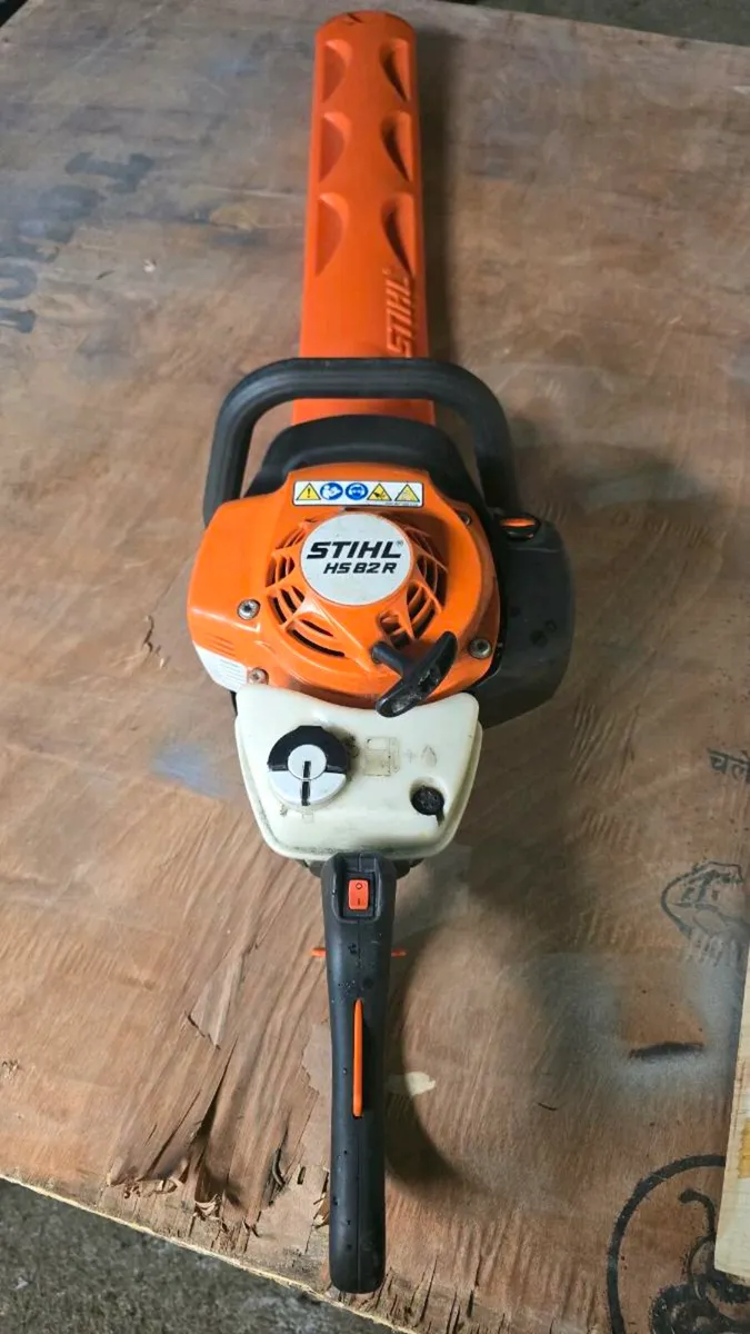 Stihl HS82R PROFESSIONAL - Image 4