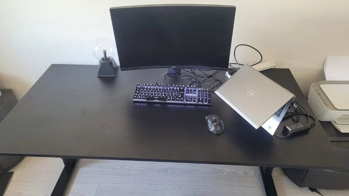 Dell Monitor Curved - Image 1