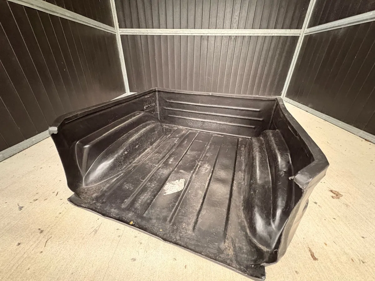 Plastic insert for SWV Landcruiser - Image 4