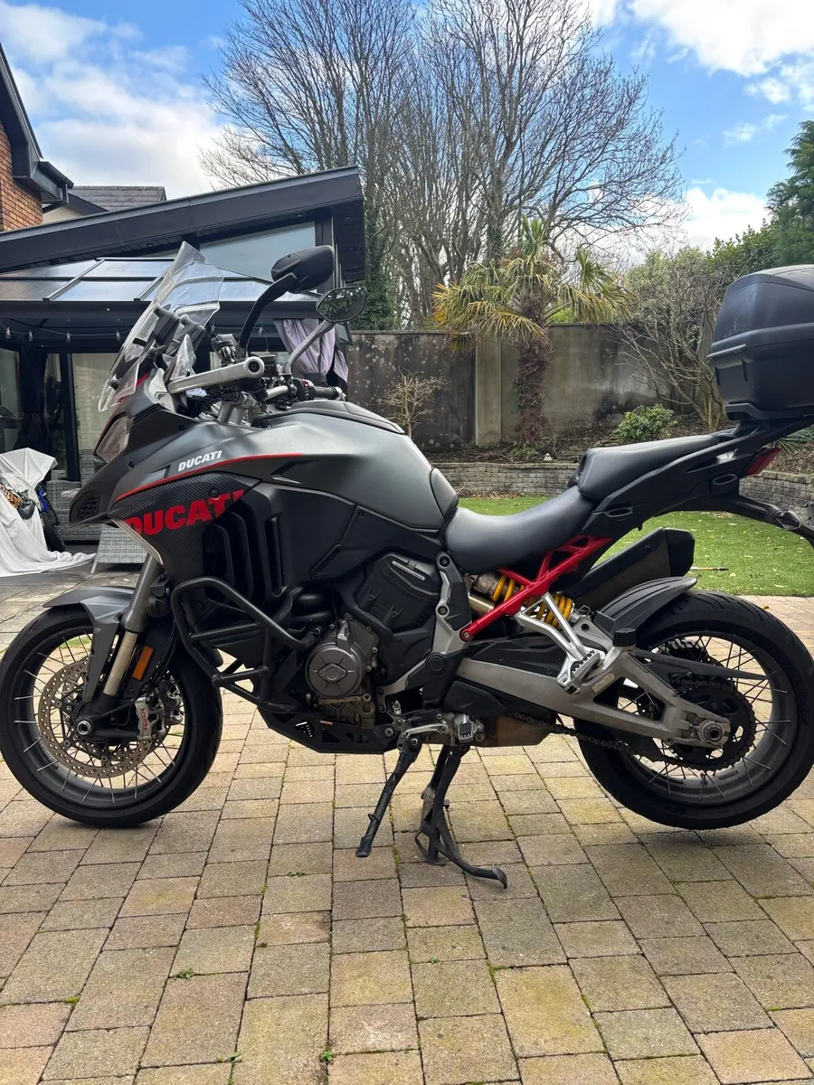 Ducati Multistrada v4 straight pipe - Image 2