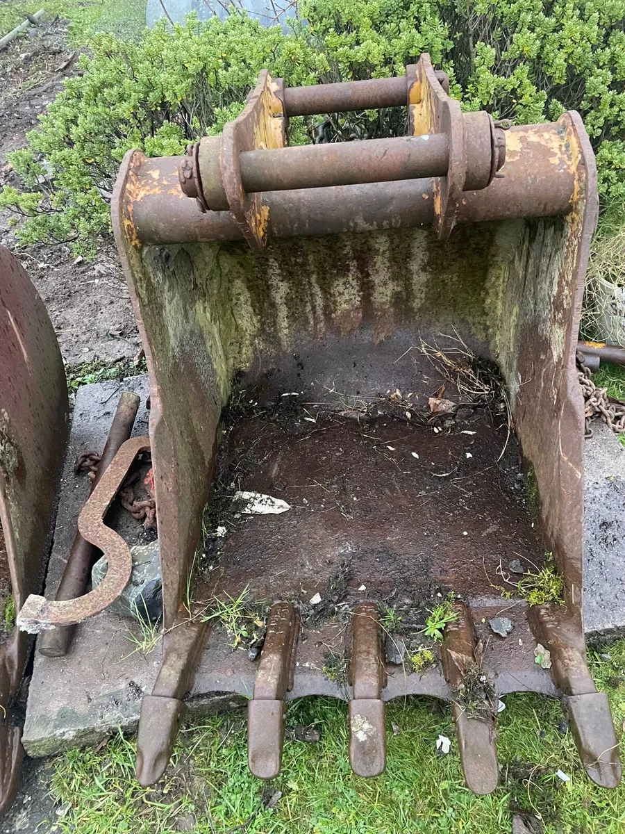 Excavator buckets - Image 4