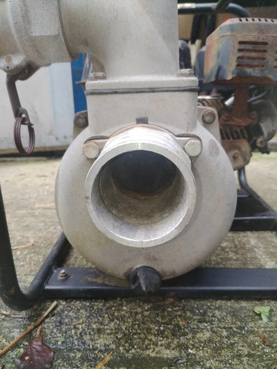 Water pump - Image 2
