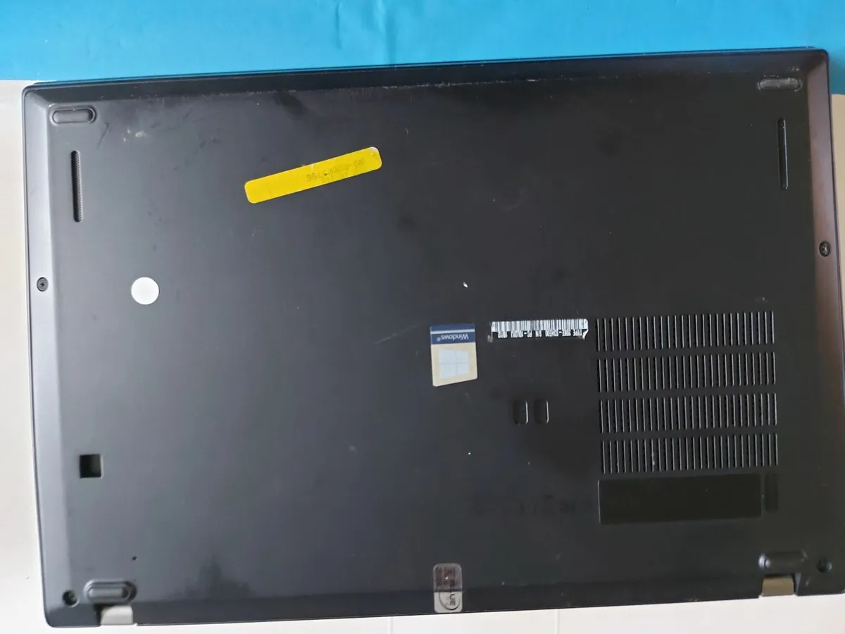 Lenovo Thinkpad Laptop, 8GB RAM, 238GB SSD - Image 2