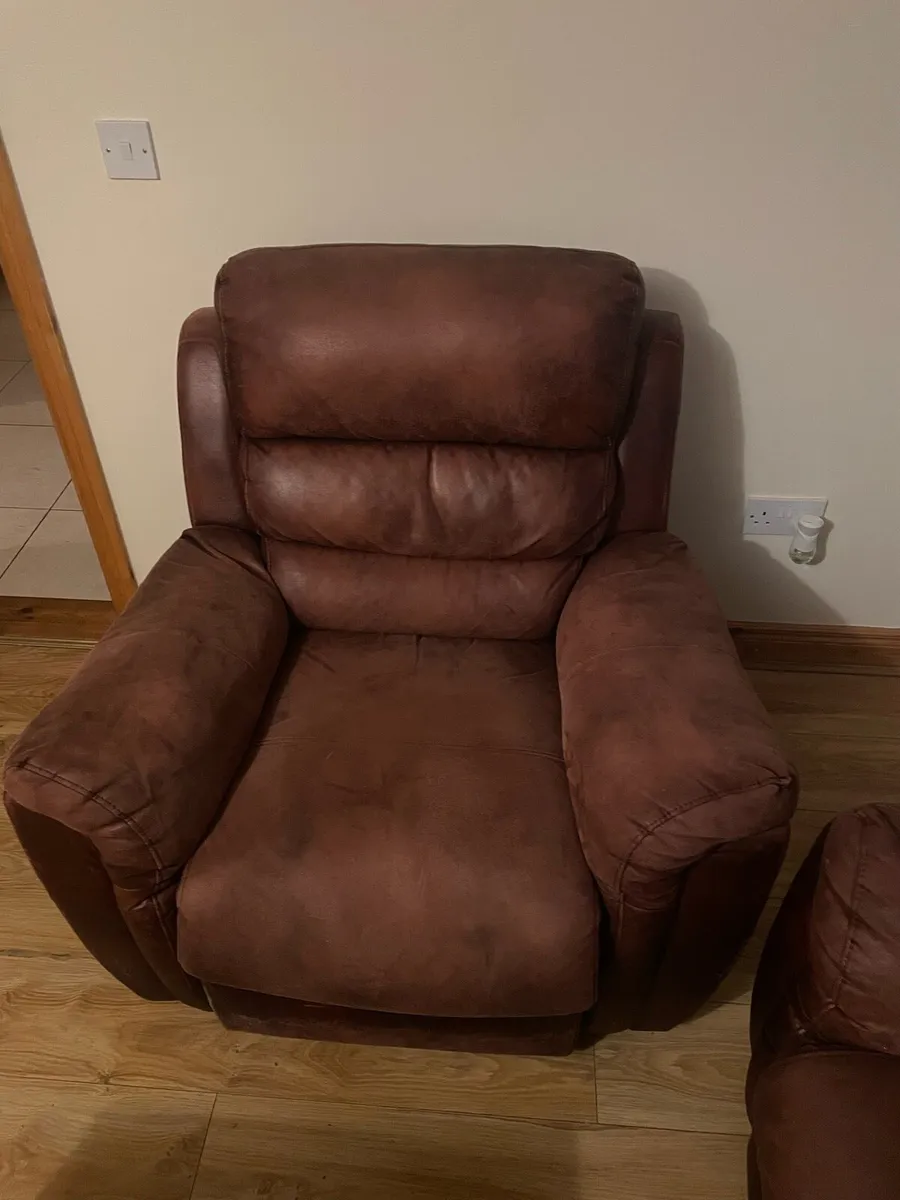 Couch suite - Image 4