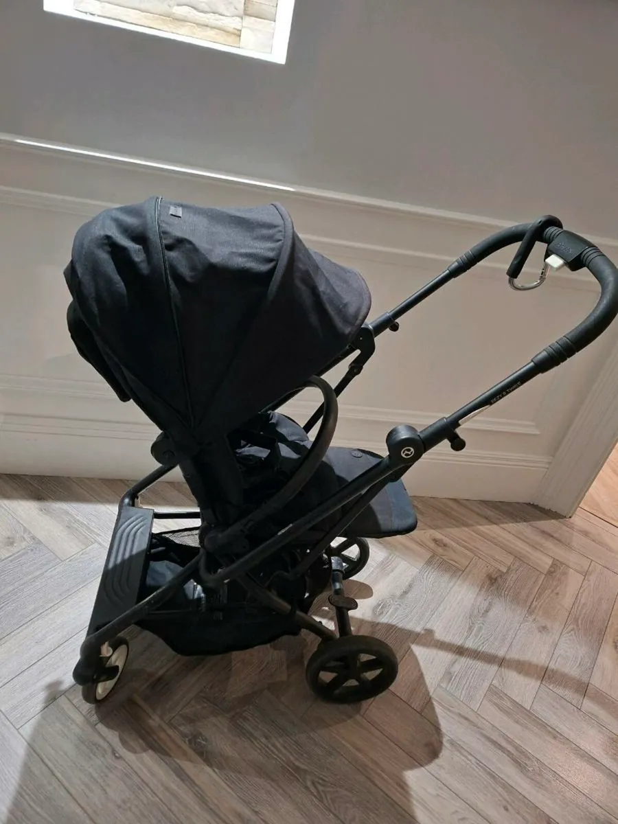 Cybex eezy twist +2 - Image 1