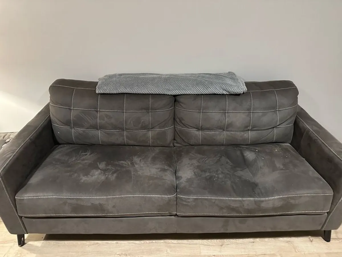 Couch & Chair - Image 3