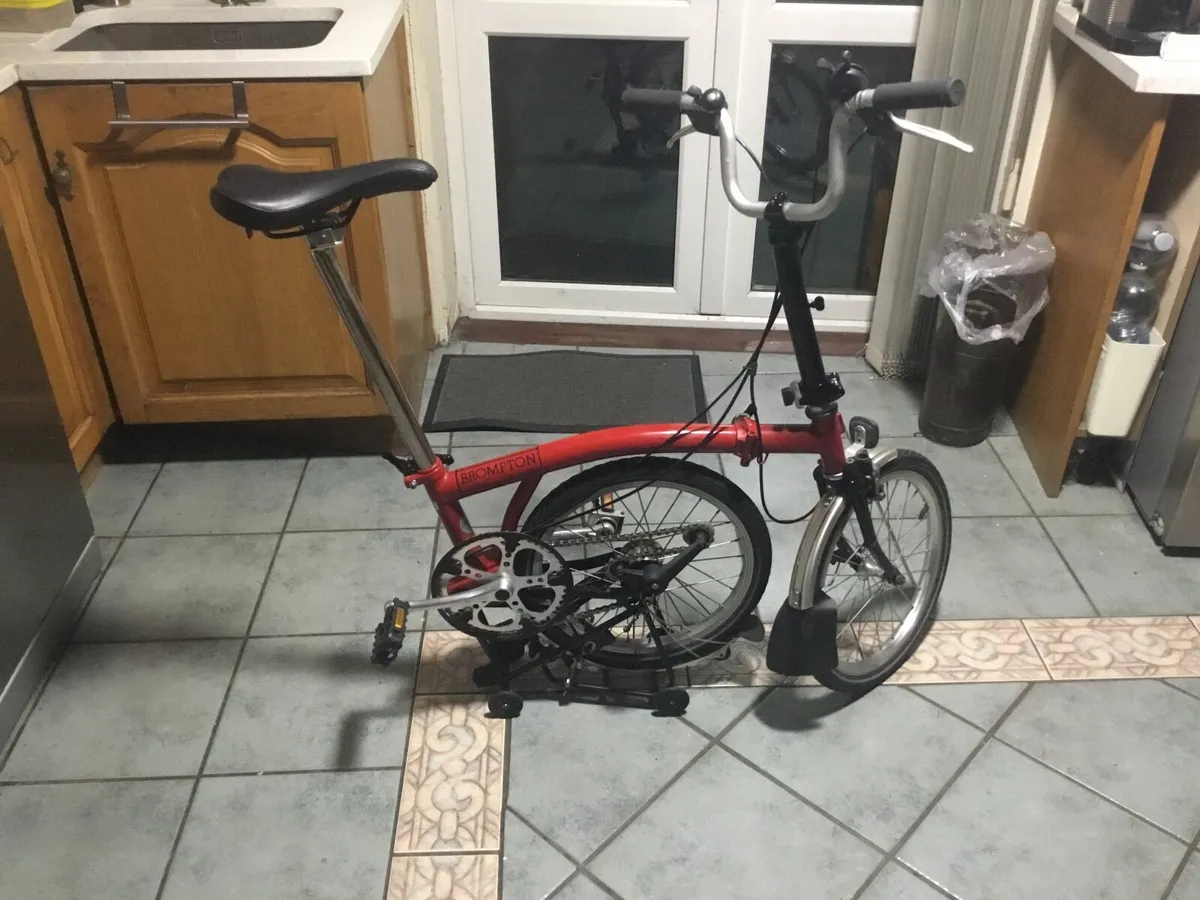 Brompton folding bike - Image 4