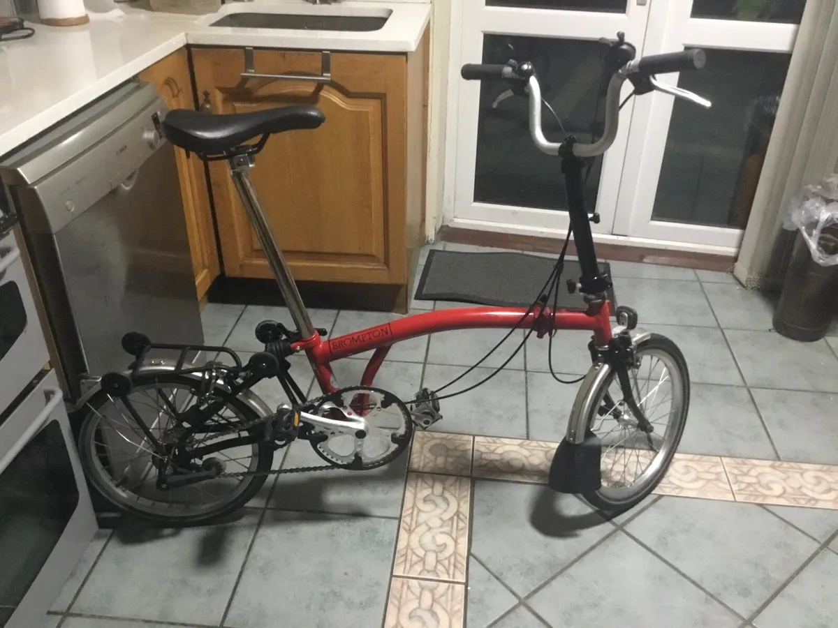 Brompton folding bike - Image 3