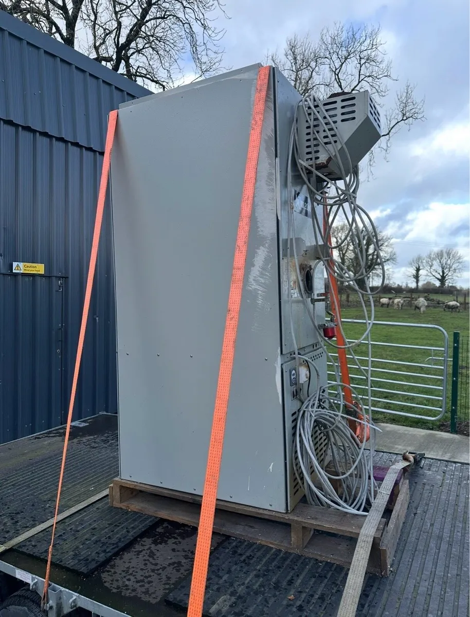 Cabinet Heater - Image 3