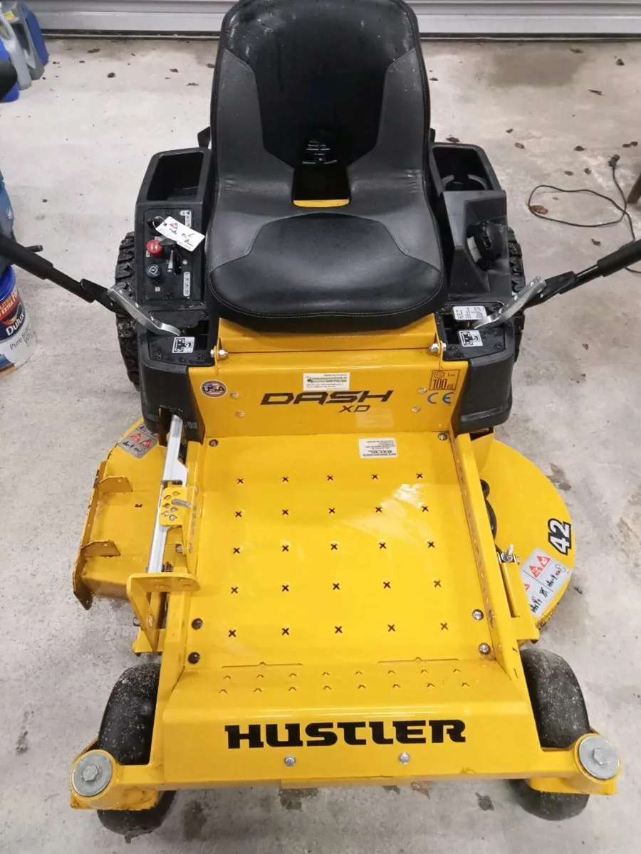 Lawnmower, zero trun - Image 1