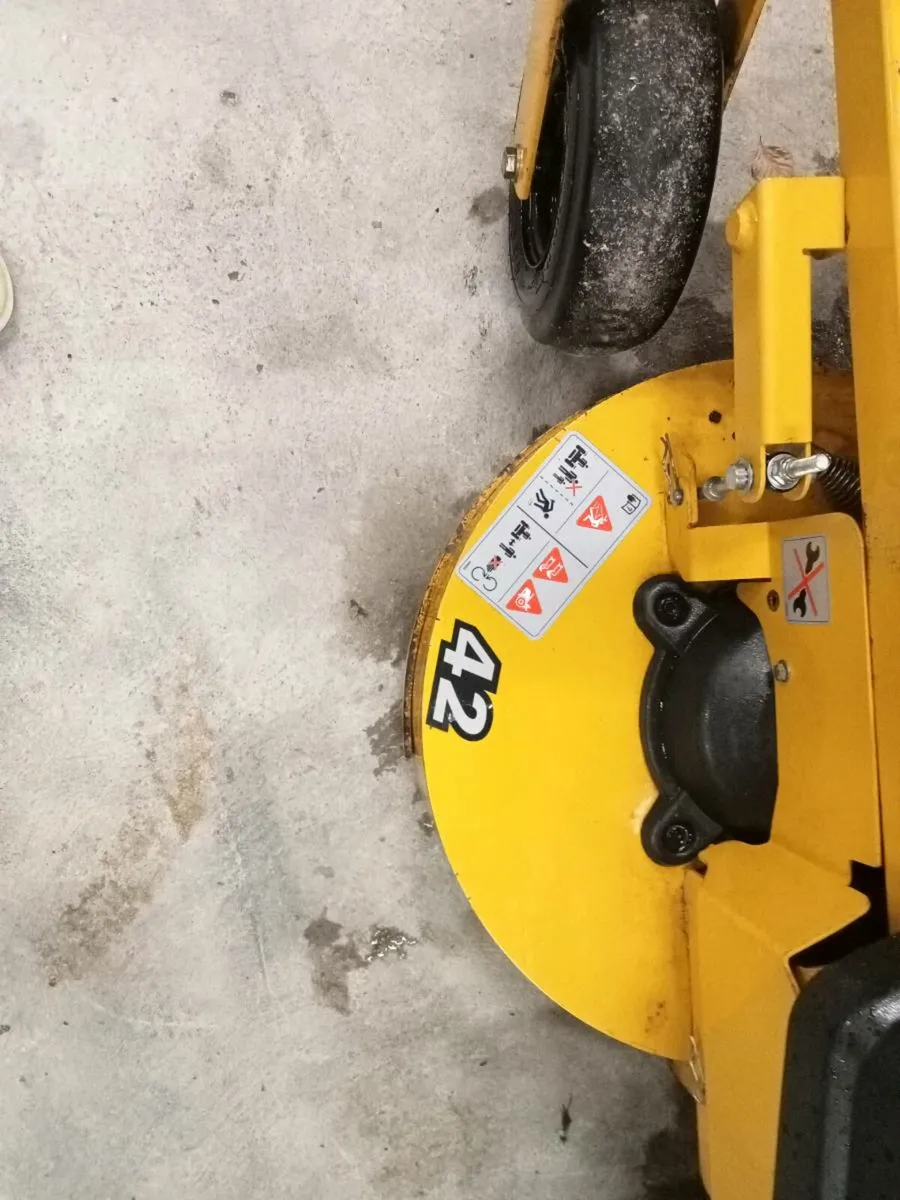 Lawnmower, zero trun - Image 4