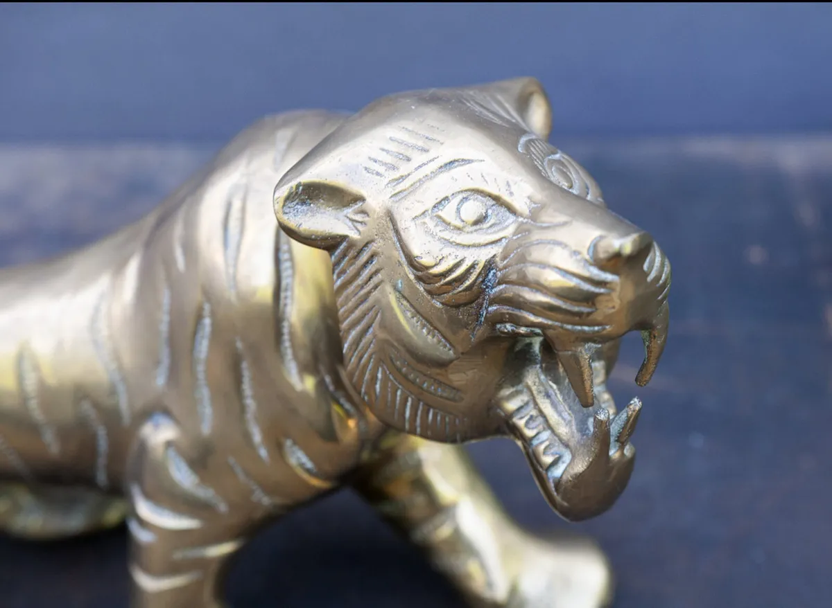 Unic rare Vintage asian brass tiger large size 2kg - Image 4