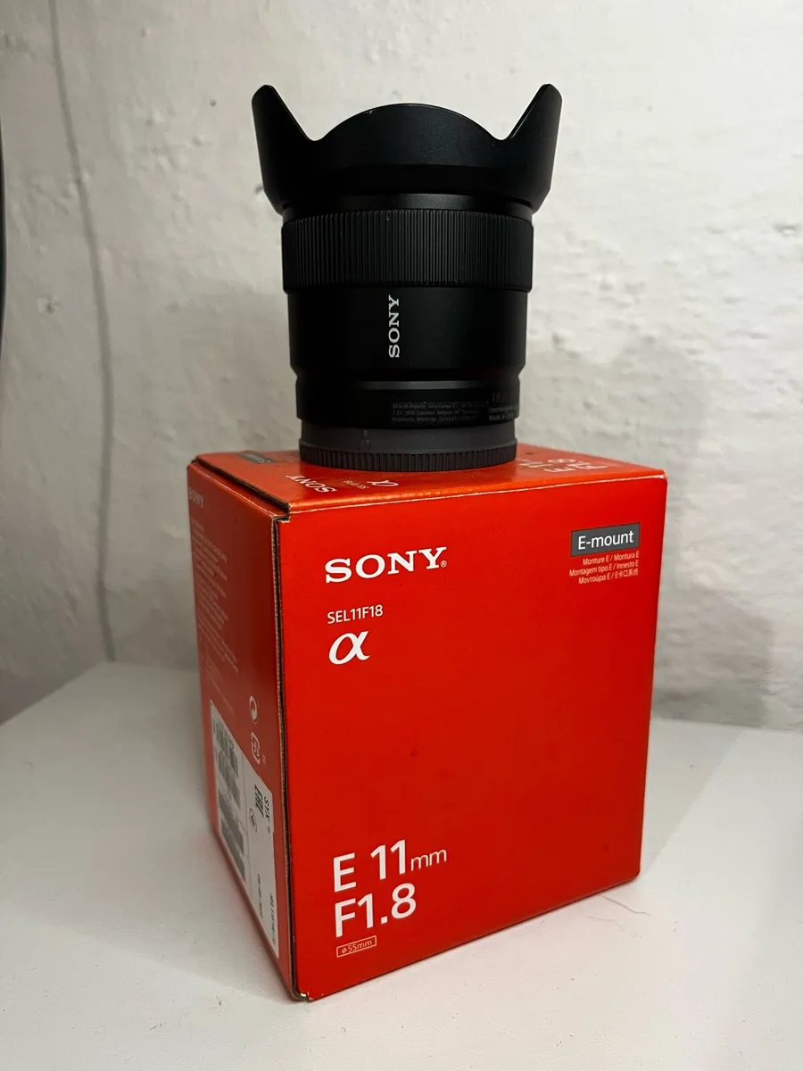 SONY E11mm f1.8 - Image 1