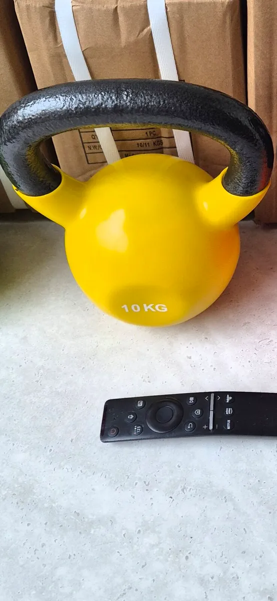 2xbrand new cast iron kettlebells - Image 3