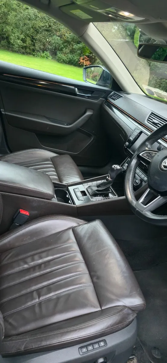 Skoda Superb Estate - L&K 4x4 190BHP Auto - Image 2