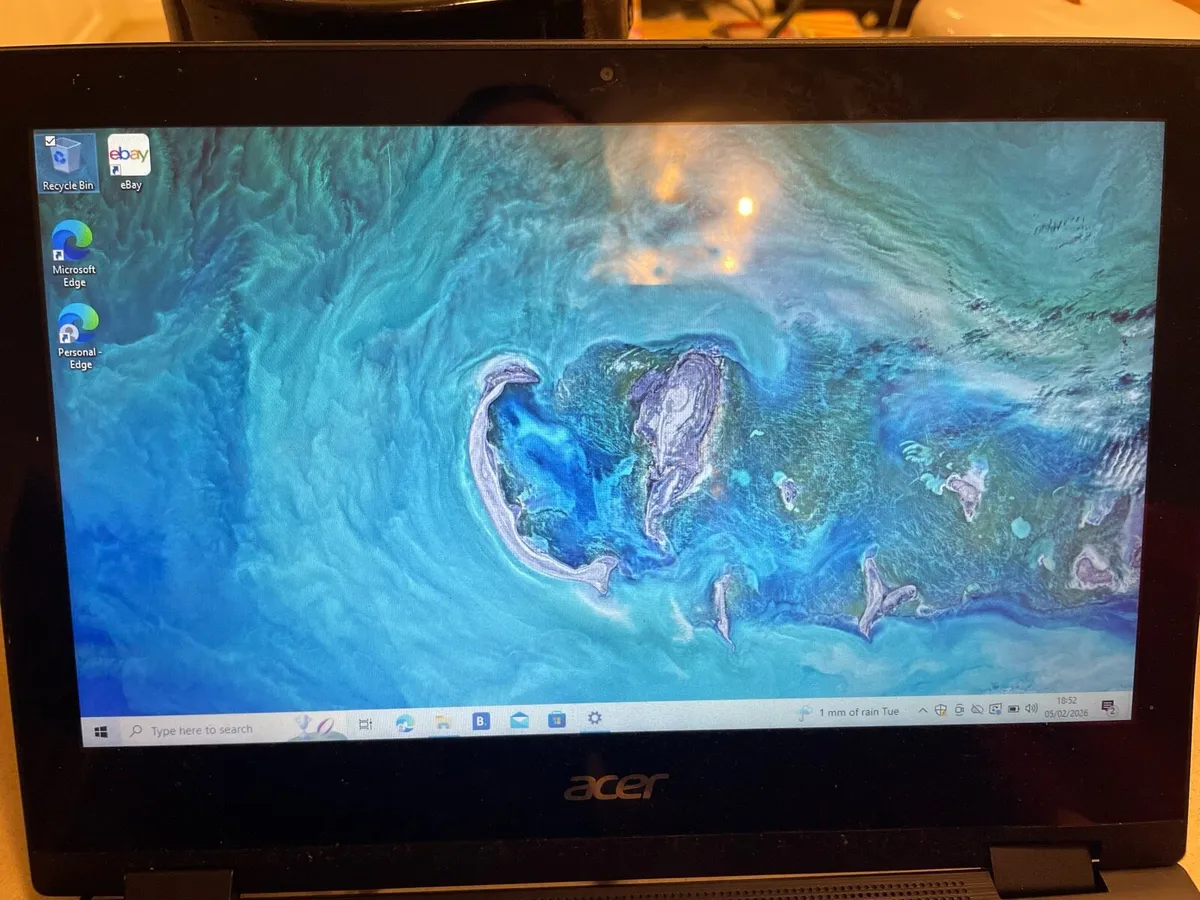 Acer laptop spin €80 - Image 2