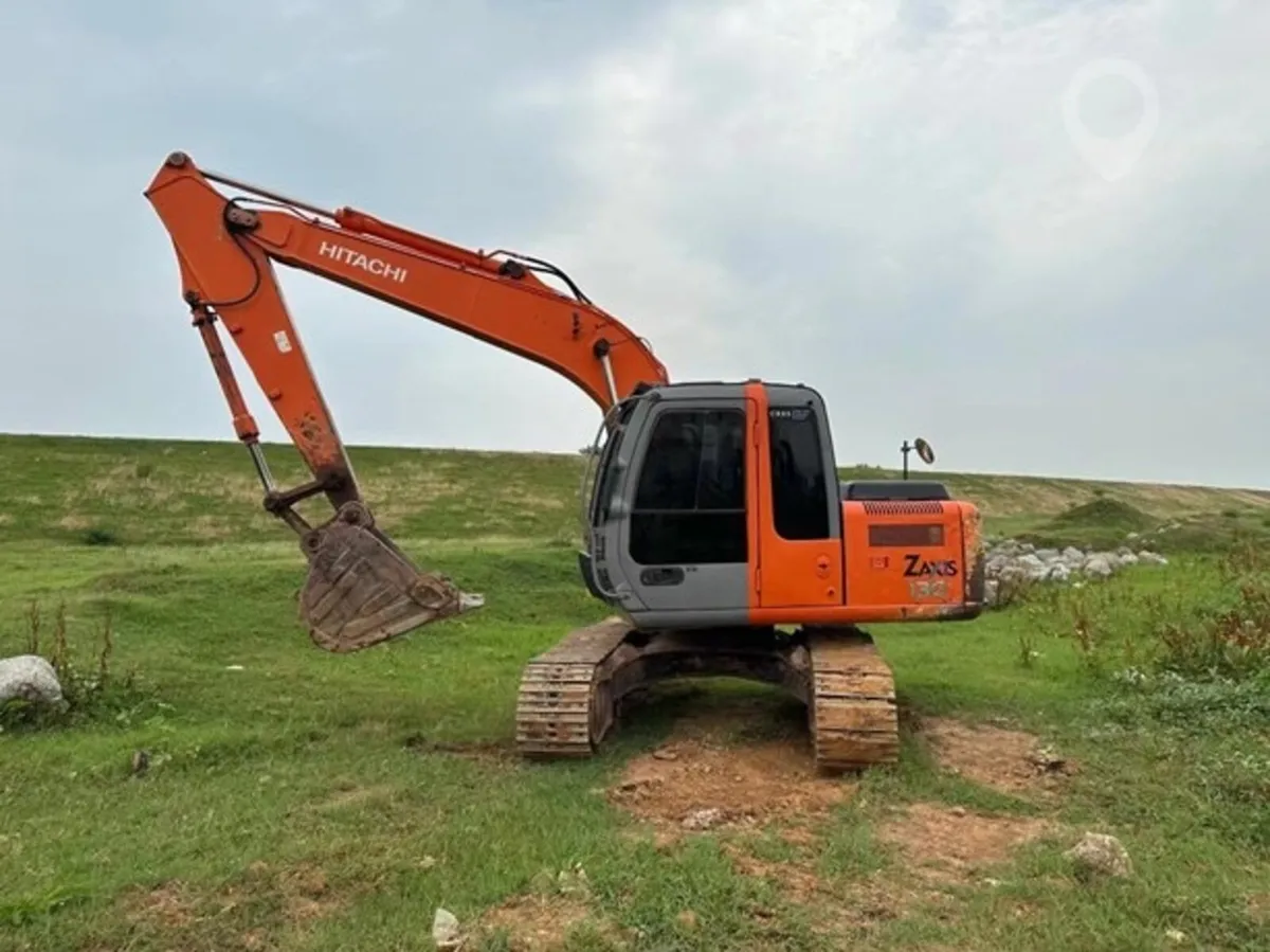Hitachi 130 - Image 1