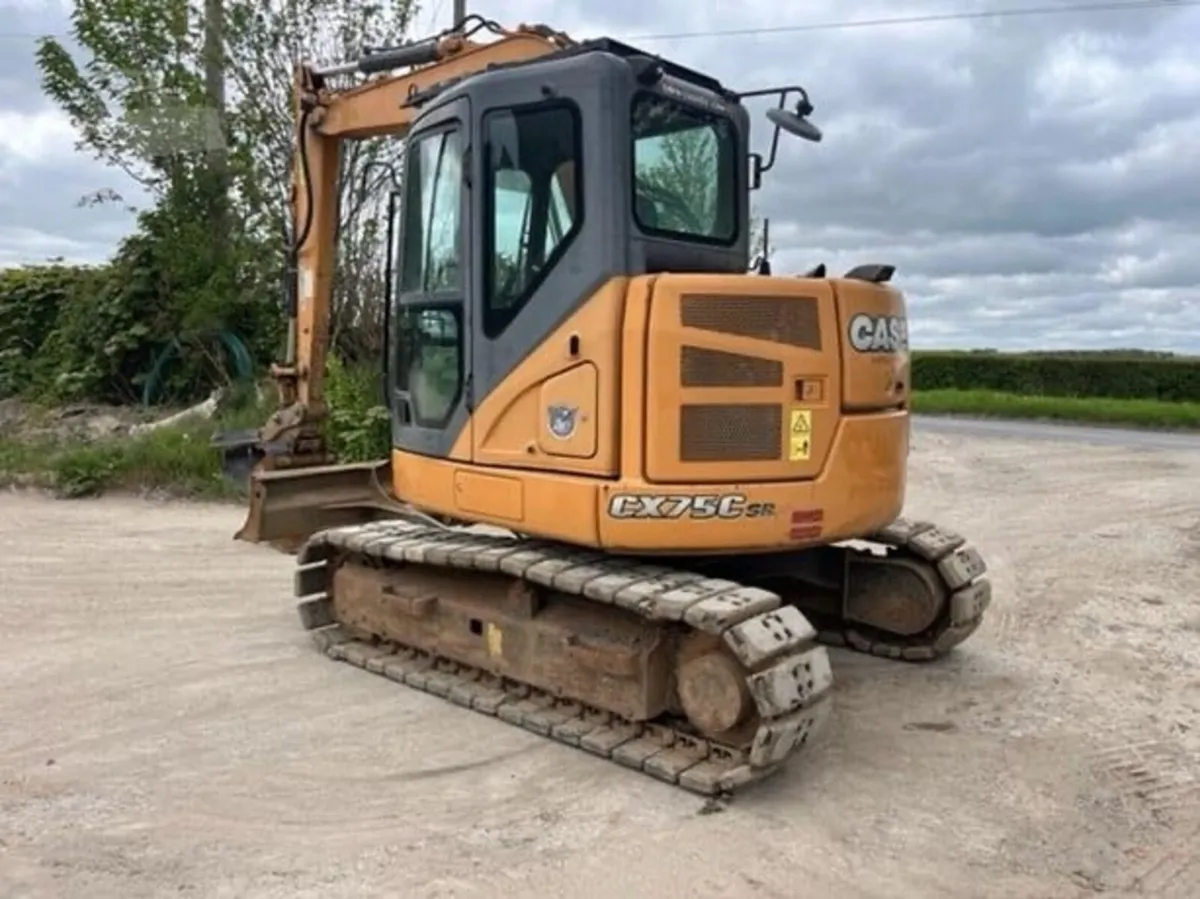 Hitachi 130 - Image 2