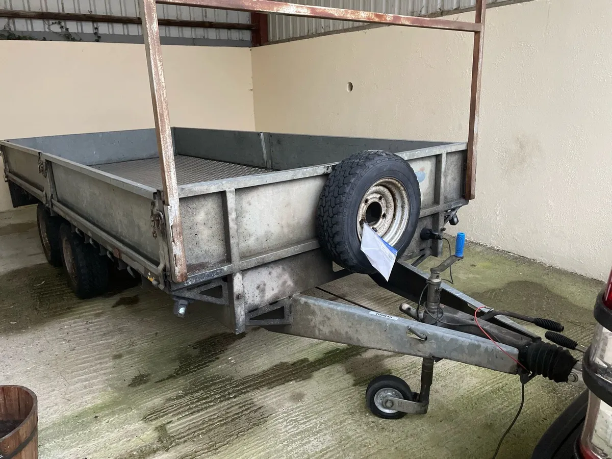 14ft by 6.6 ft flat bed trailer for hire - Image 1