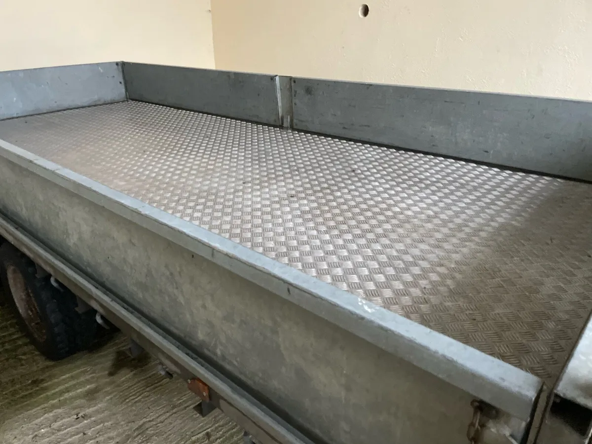 14ft by 6.6 ft flat bed trailer for hire - Image 2