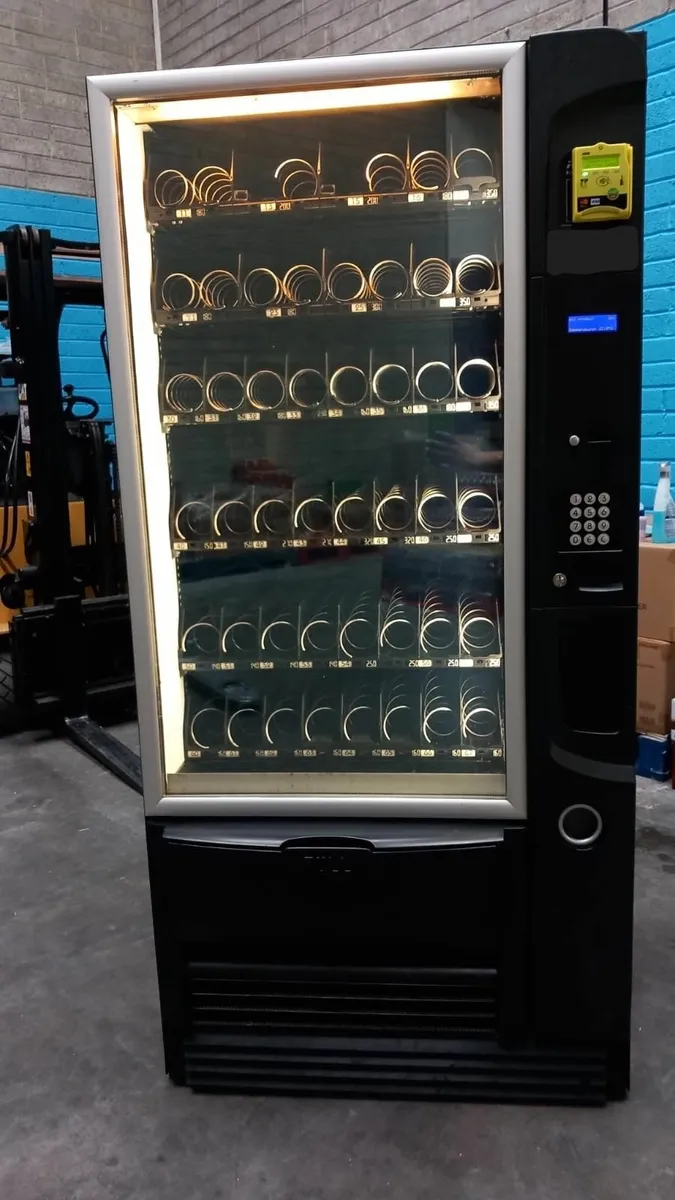 Vending Machine - Image 4