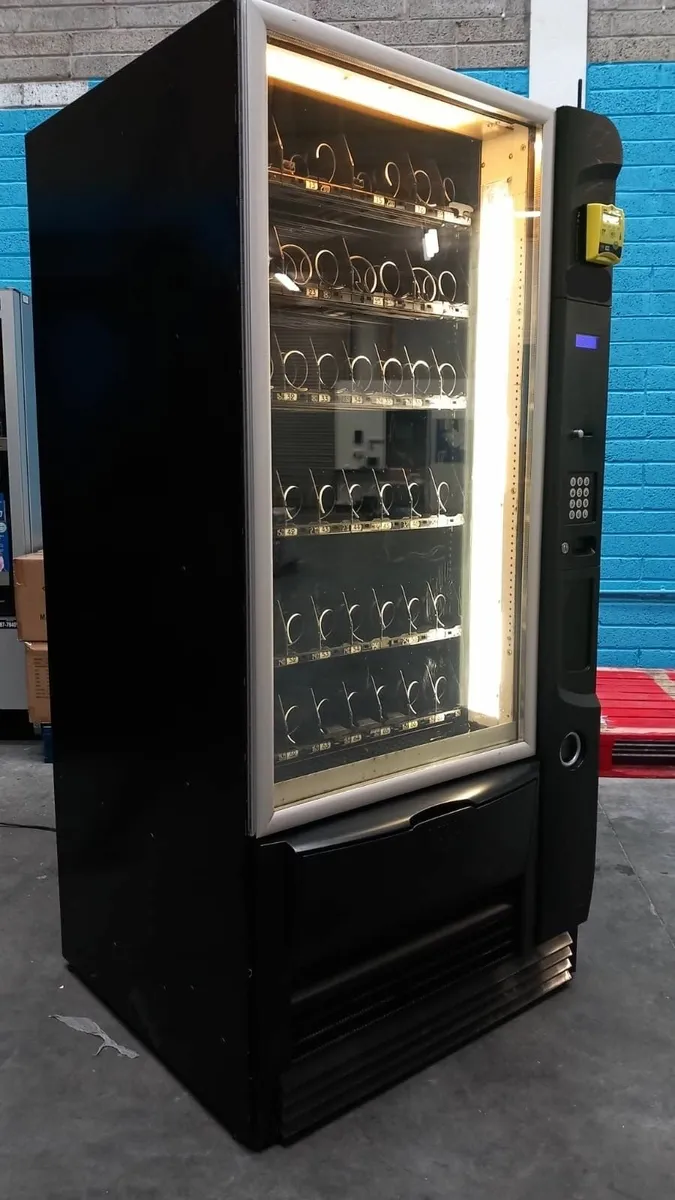 Vending Machine - Image 3