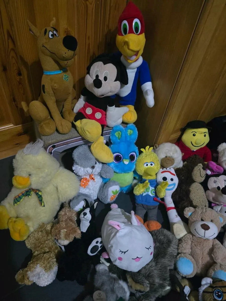 Large teddy soft toy bundle - Image 2