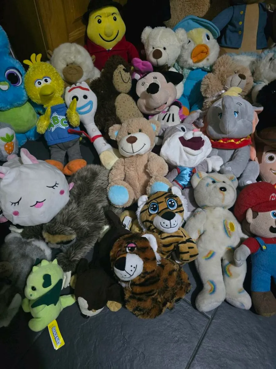 Large teddy soft toy bundle - Image 3