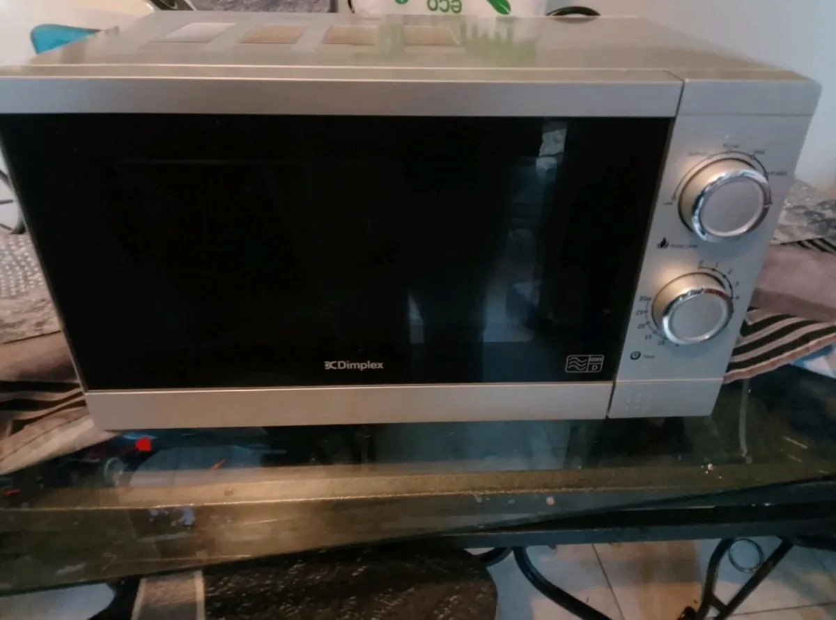 Dimplex microwave - Image 1